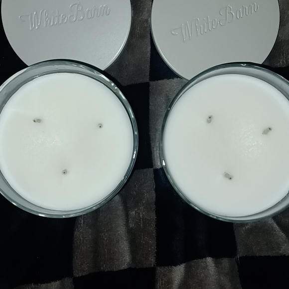 2 LAVENDER VANILLA 3-WICK CANDLES - Picture 2 of 3
